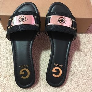 G by Guess slide flat sandal